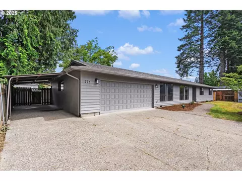 795 H St, Washougal, WA 98671
