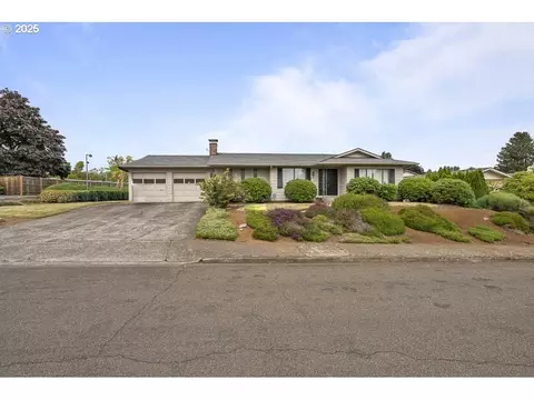 1369 34th Ave NW, Salem, OR 97304