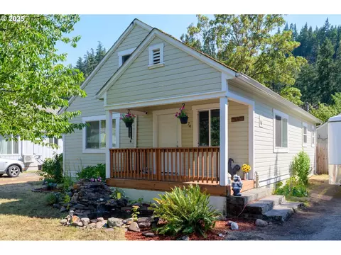46874 Sunset Ave, Westfir, OR 97492