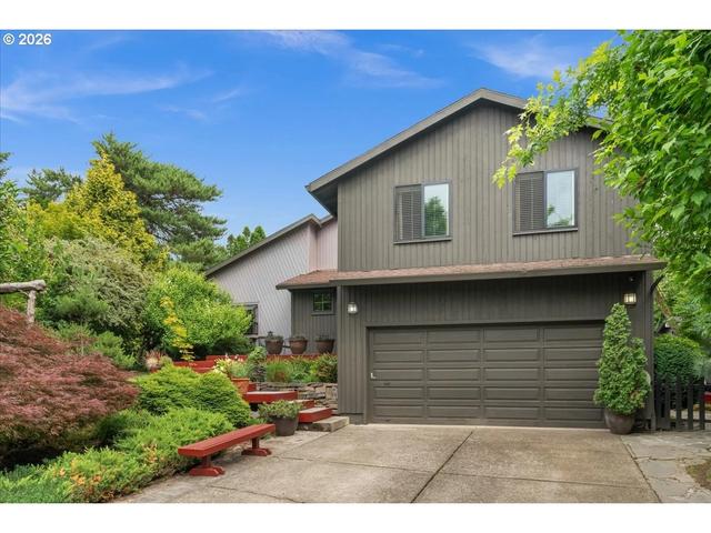 11828 SE Knee Ct, Happy Valley, OR 97086