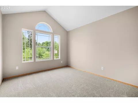 Bedroom - 21936 NE Couch St, Gresham, OR 97030 photo 4 of 7