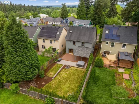 View/Area - 21936 NE Couch St, Gresham, OR 97030 photo 1 of 3
