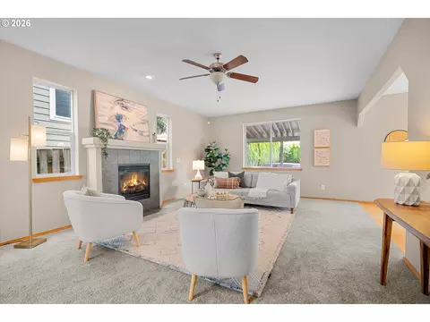 Living - 21936 NE Couch St, Gresham, OR 97030 photo 1 of 8