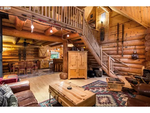 58200 E Marmot Rd, Sandy, OR 97055 photo 17