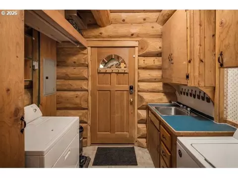58200 E Marmot Rd, Sandy, OR 97055 photo 34