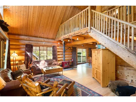 58200 E Marmot Rd, Sandy, OR 97055 photo 14
