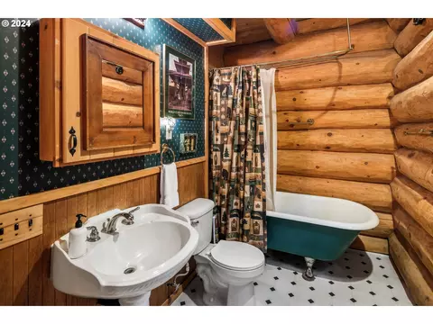 58200 E Marmot Rd, Sandy, OR 97055 photo 33