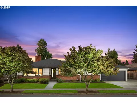 10317 SE Harrison St, Portland, OR 97216