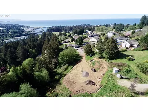 lot5 Riviera Ct #5, Brookings, OR 97415