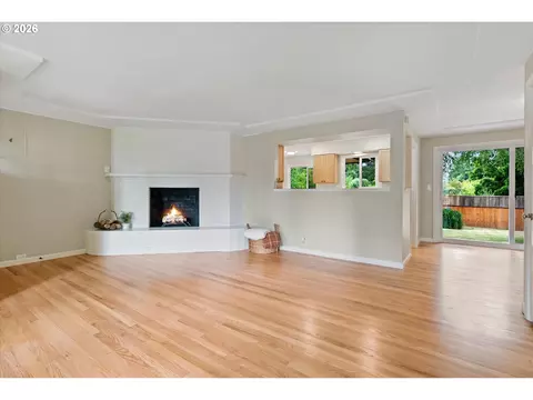 64 NW Florence Ave, Gresham, OR 97030 photo 7