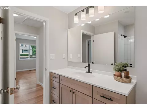 64 NW Florence Ave, Gresham, OR 97030 photo 13