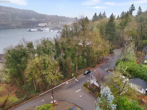 3 Rd Ave, Oregon City, OR 97045