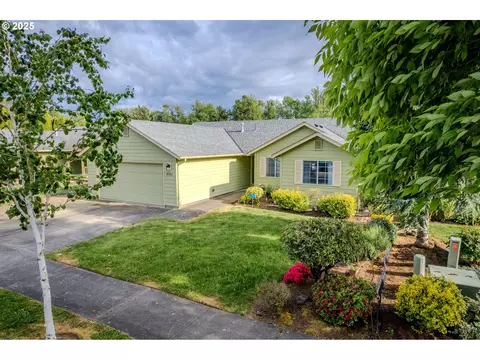 4242 Rogets Ct, Salem, OR 97301