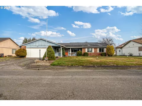 762 Stinson St, Independence, OR 97351