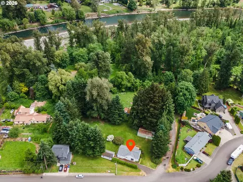 View/Area - 150 River Ln, Gladstone, OR 97027 photo 6 of 10