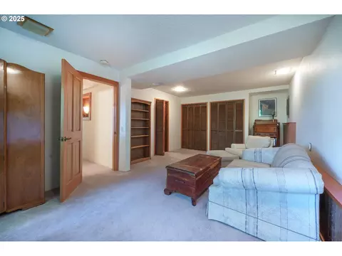 Other - 1925 Sylvan St, Eugene, OR 97403 photo 5 of 6