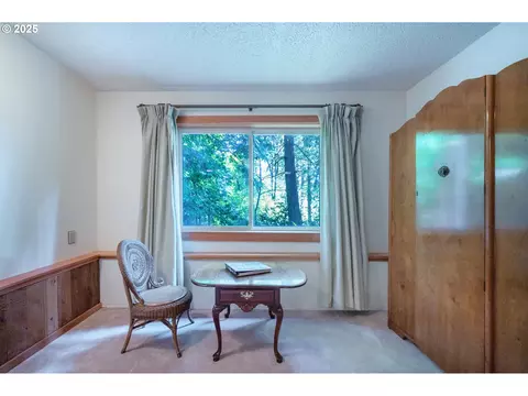 Bedroom - 1925 Sylvan St, Eugene, OR 97403 photo 10 of 10