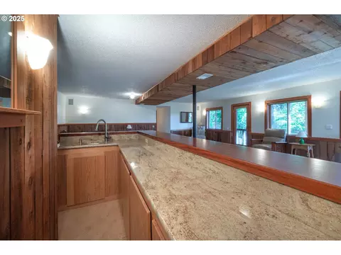 Kitchen - 1925 Sylvan St, Eugene, OR 97403 photo 3 of 3