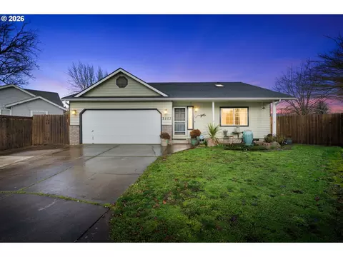 2503 Mangan St, Eugene, OR 97402