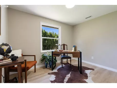 Other - 280 NW 23rd St, Gresham, OR 97030 photo 5 of 9