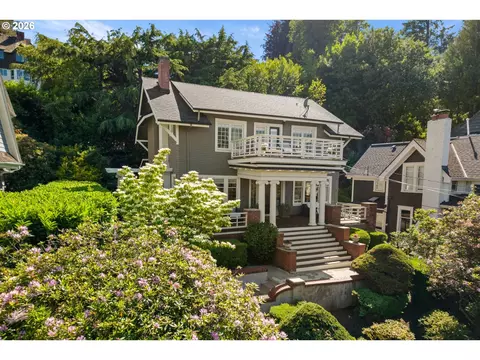 1740 SW Elizabeth St, Portland, OR 97201