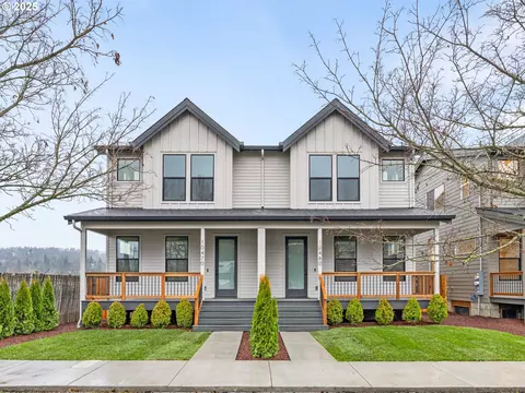 10460 SE Yukon St #3, Portland, OR 97266