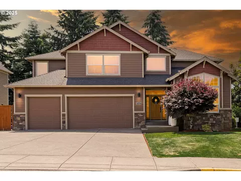 2152 Chapman Hill Dr, Salem, OR 97304