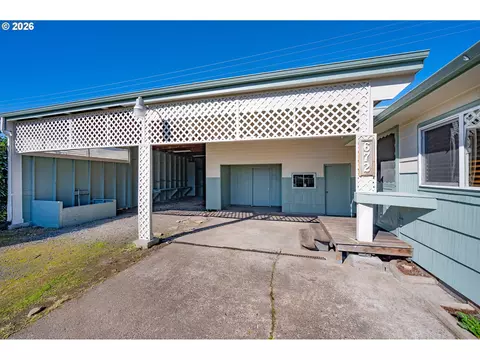 Other - 672 51st St, Springfield, OR 97478 photo 2 of 11