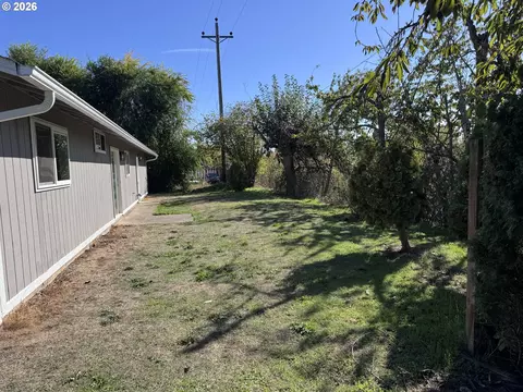 Exterior - 3970 5 Marshall, Eugene, OR 97402 photo 3 of 10