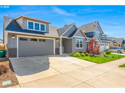 3948 N Boomer Dr, Newberg, OR 97132