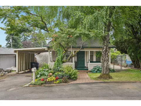156 Ella St, Oregon City, OR 97045