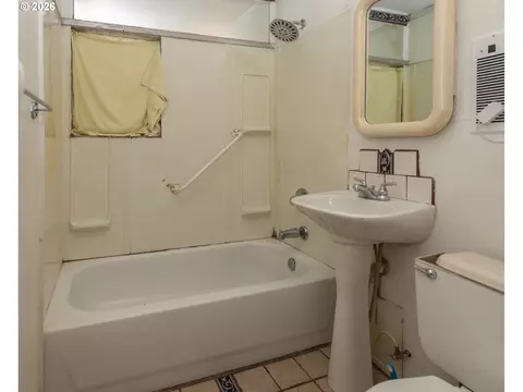 Bath - 51380 Preble Way, La Pine, OR 97739 photo 1 of 1