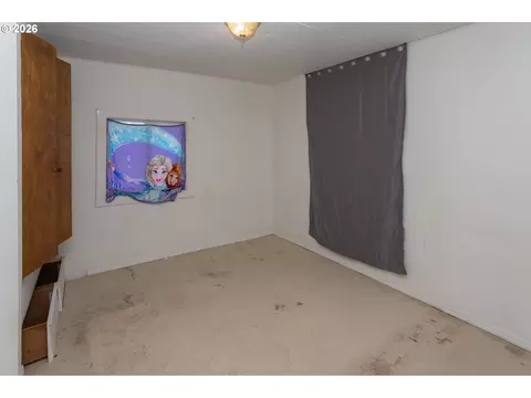 Bedroom - 51380 Preble Way, La Pine, OR 97739 photo 3 of 3