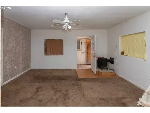 Living - 51380 Preble Way, La Pine, OR 97739 photo 1 of 2