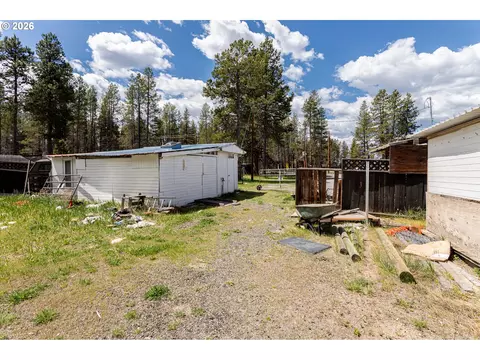 Exterior - 51380 Preble Way, La Pine, OR 97739 photo 12 of 12