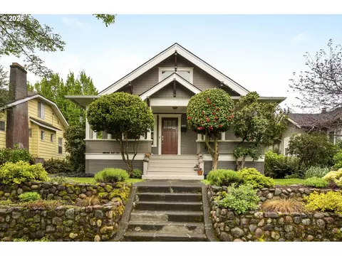 3825 N Longview Ave, Portland, OR 97227