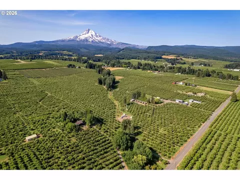 4621 Hutson Dr, Mt Hood Prkdl, OR 97041