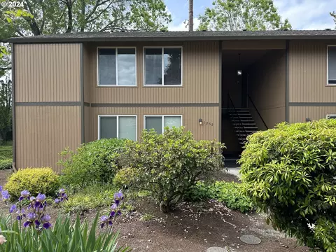 1255 NE Grant St #C, Hillsboro, OR 97124