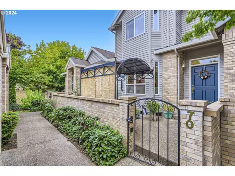28635 SW Roger Blvd #70, Wilsonville, OR 97070
