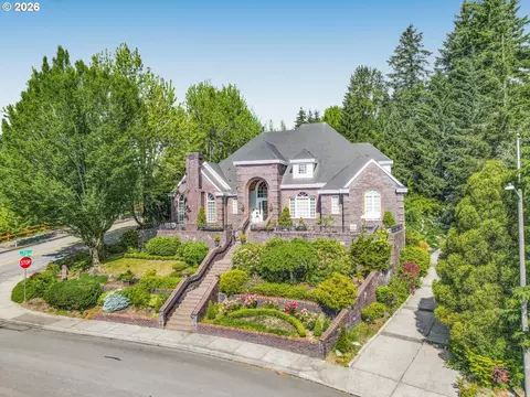 View/Area - 3889 SE Saint Andrews Pl, Gresham, OR 97080 photo 1 of 6