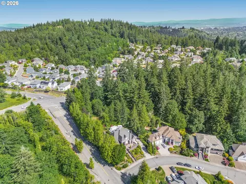 View/Area - 3889 SE Saint Andrews Pl, Gresham, OR 97080 photo 3 of 6