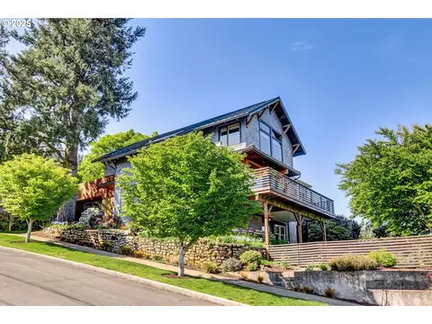7209 SE Madison St, Portland, OR 97215