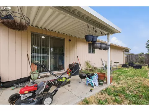 Other - 920 Echo Hollow Rd, Eugene, OR 97402 photo 6 of 8