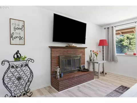 Other - 2250 W Irwin Way, Eugene, OR 97402 photo 3 of 9