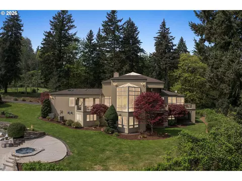 24400 SW Valley View Rd, West Linn, OR 97068