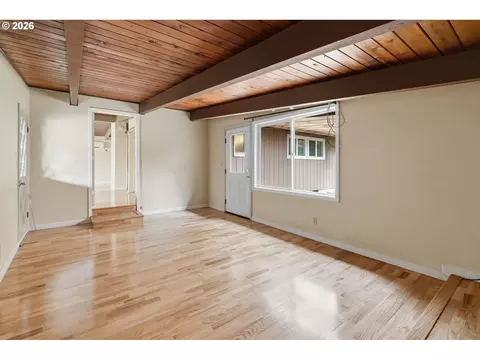 Living - 1430 Barton St, Eugene, OR 97404 photo 5 of 5