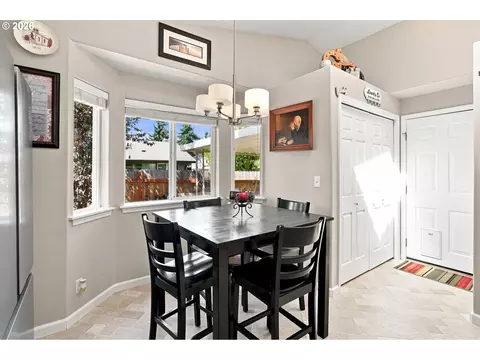 Dining - 723 71st St, Springfield, OR 97478 photo 1 of 1