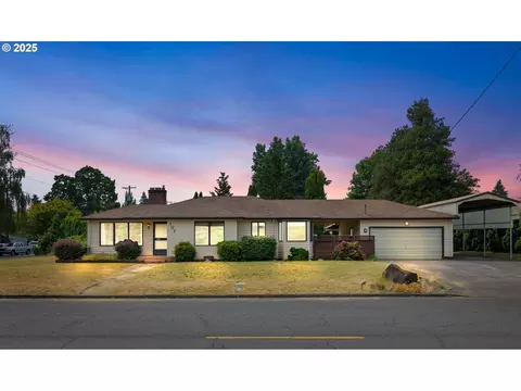 107 NW 10th Ave, Canby, OR 97013