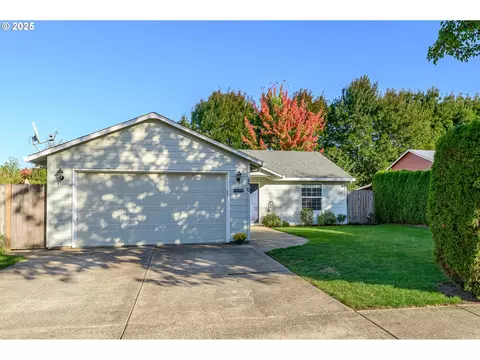 130 SW West Hills Dr, Mcminnville, OR 97128