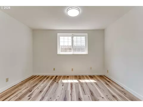 Other - 345 23rd St, Springfield, OR 97477 photo 9 of 14
